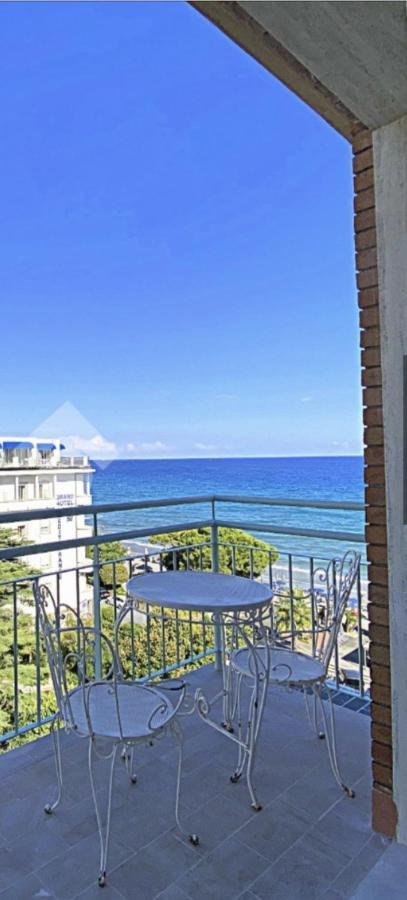 אלסיו Residence Cristallo מראה חיצוני תמונה